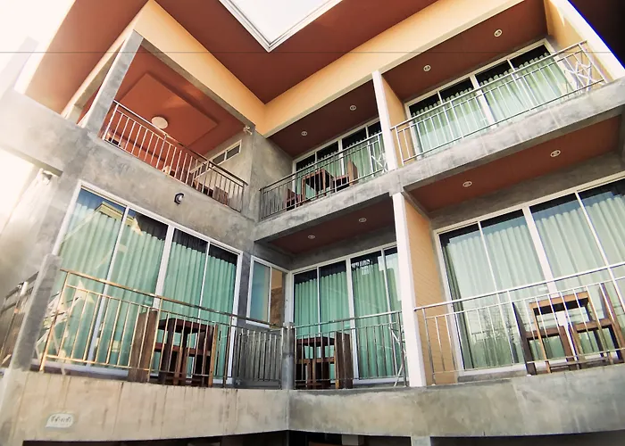 Check-In Resort Koh Larn