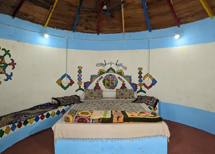 White Land Villagestay