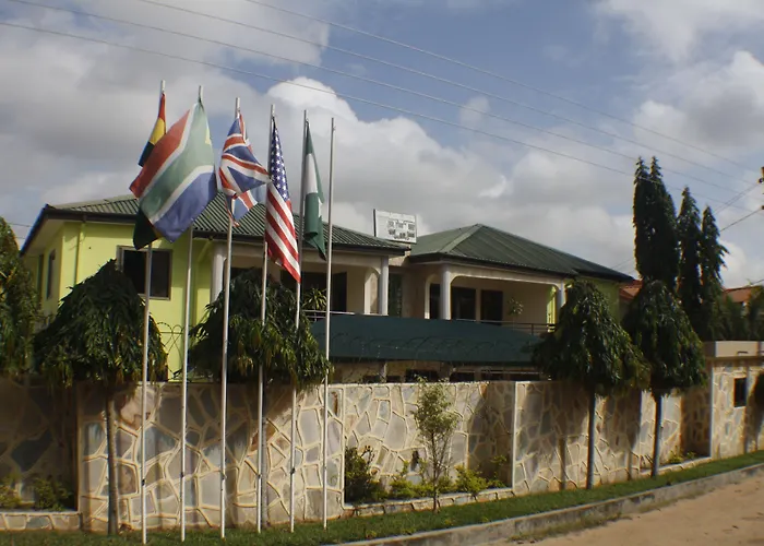 Dokua Royal Hotel