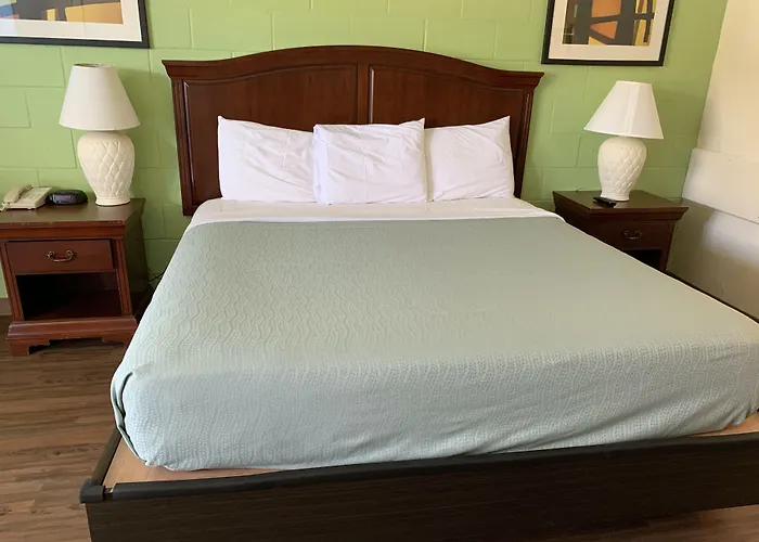 Buccaneer Inn St. George Island