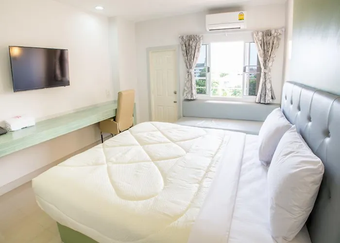 P.A. Thani Hotel