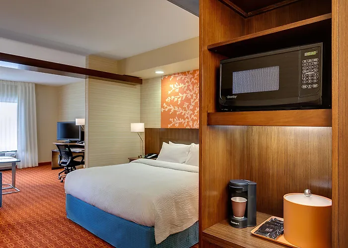 Fairfield Inn & Suites By Marriott Hendersonville Flat Rock