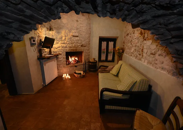 Robur Marsorum Albergo Diffuso Rocca di Mezzo