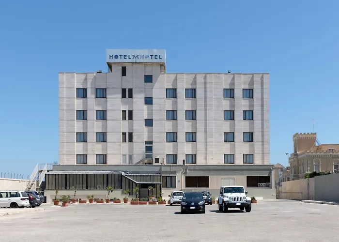 Hotel 7 Mari