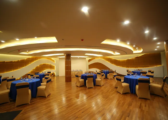 Woodies Bleisure Hotel