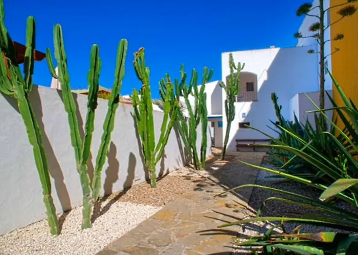 Hostal Doña Lola Marina Zahara de los Atunes