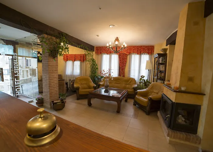 Hotel Palaterna Pastrana