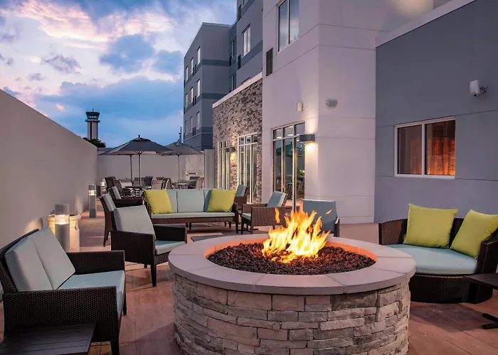 Fairfield Inn & Suites By Marriott Harrisburg International Airport Middletown 