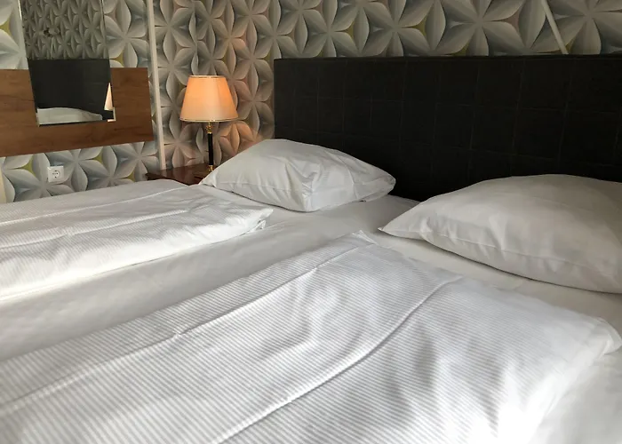 Hotel Moji Koeln