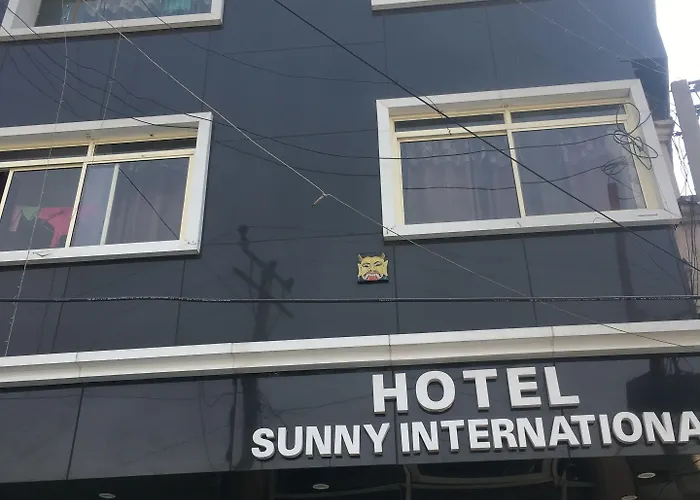 Hotel Sunny International