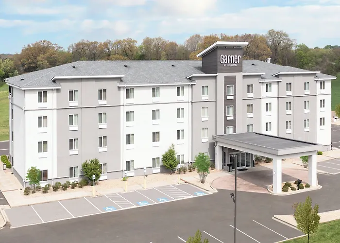 Garner Hotel Clarksville Northeast By Ihg