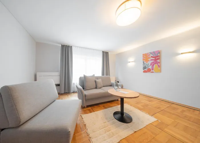 Hotel Adler - Paulas Alb