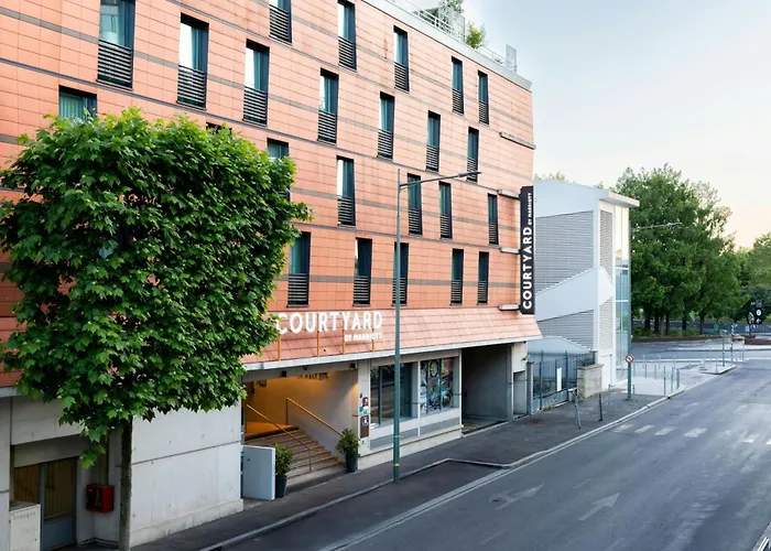 Hotel Courtyard By Marriott Paris Arcueil