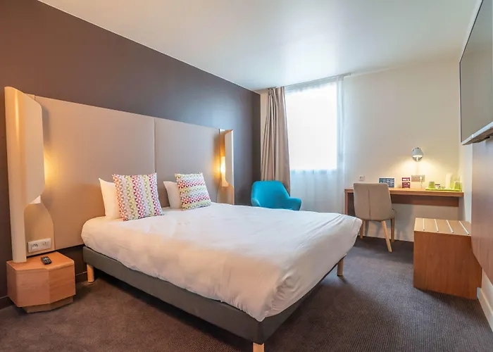 Hotel Campanile Tours Nord