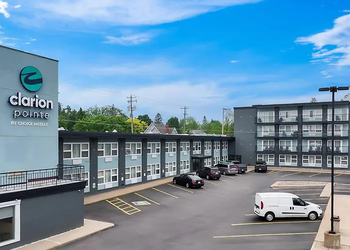 Clarion Pointe Rhinelander Downtown Hotel