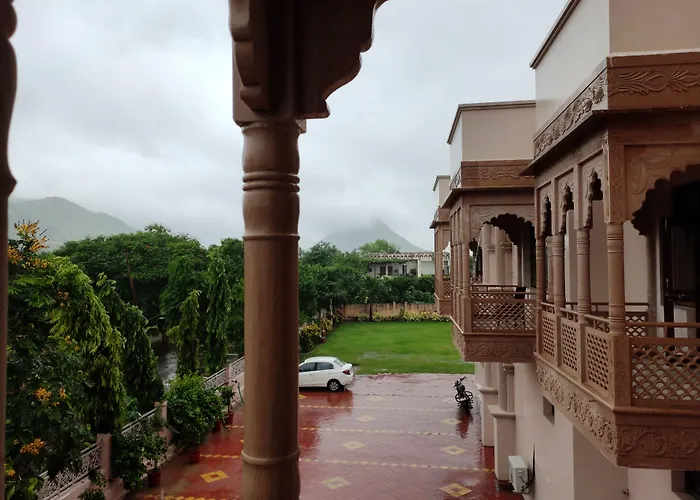 Hotel Pushkar Legacy