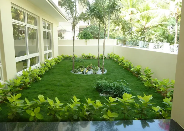 Sreeparthi Hotel