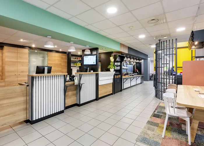 B&B HOTEL Lille Centre Grand Palais