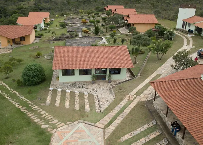 Pousada Alem Das Formas Carrancas
