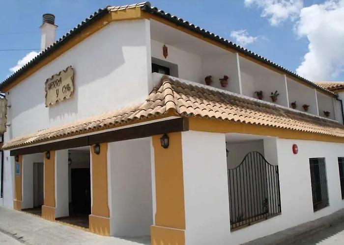 Tugasa Hotel Sierra y Cal Olvera
