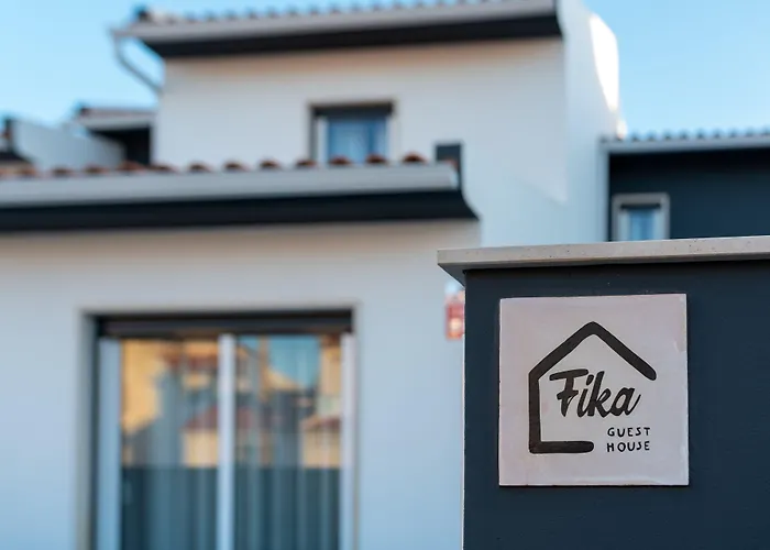 Fika Guest House Nazaré