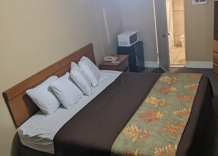 Rainbow Motel