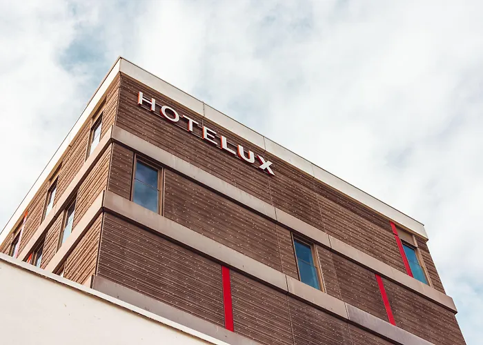 HOTELUX Amsterdam Airport Hotel