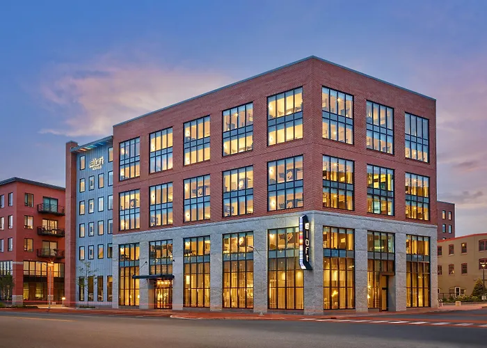 Aloft By Marriott Portland Downtown Waterfront Me Hotel