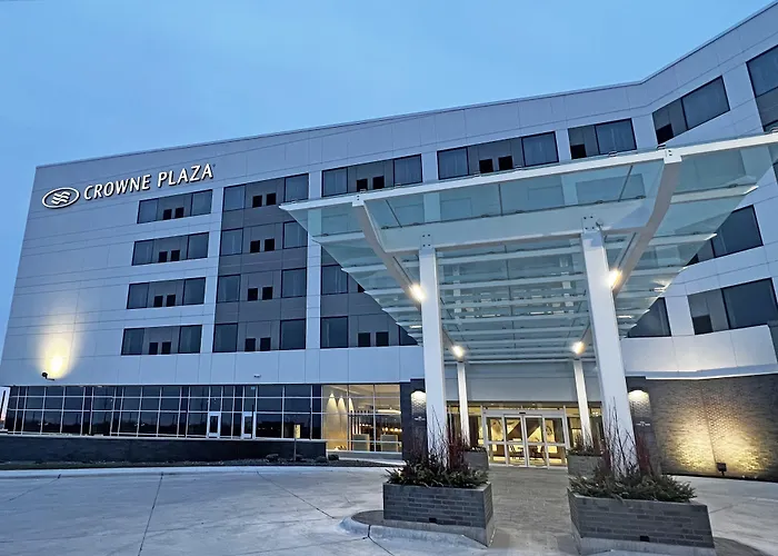 Crowne Plaza - Kearney By Ihg Hotel