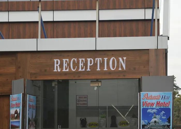 Aakarsh Hill View Hotel