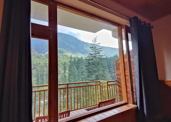 The Woodpecker Inn Jibhi