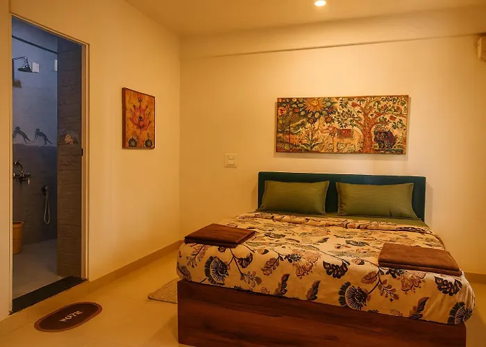 Hotel Amore Mio Morjim - Beachfront Hotel On Morjim Beach
