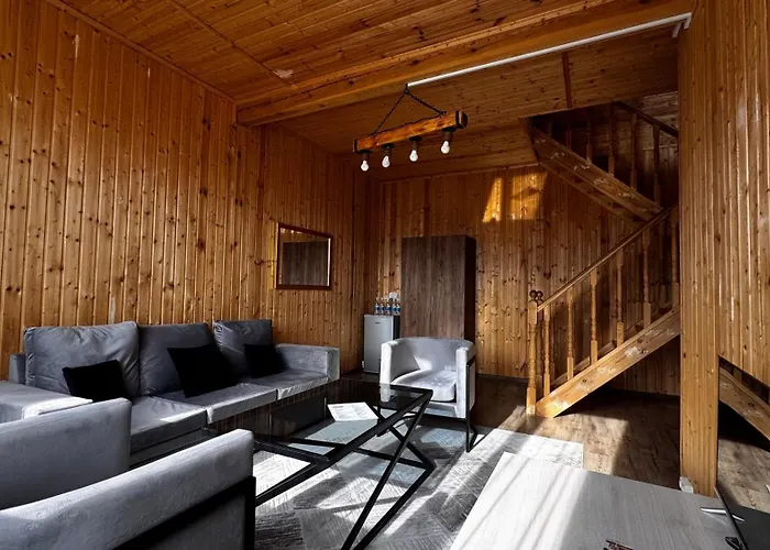 Cottage Chalet And Tours