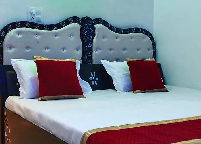 Hotel Holiday