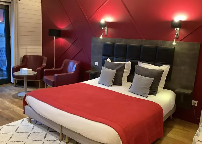 Hôtel Monet La Rivière-Saint-Sauveur