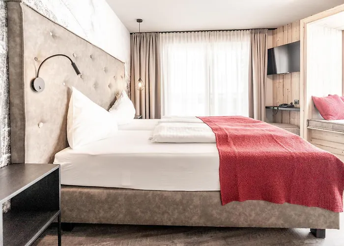 Hotel Astrid Inklusive Jokercard & Pool Saalbach-Hinterglemm