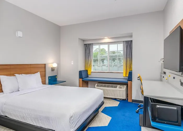 Microtel Inn & Suites By Wyndham Montgomery