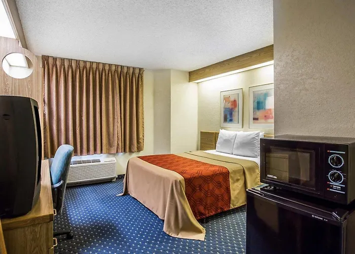 Econo Lodge Denver International Airport Aurora