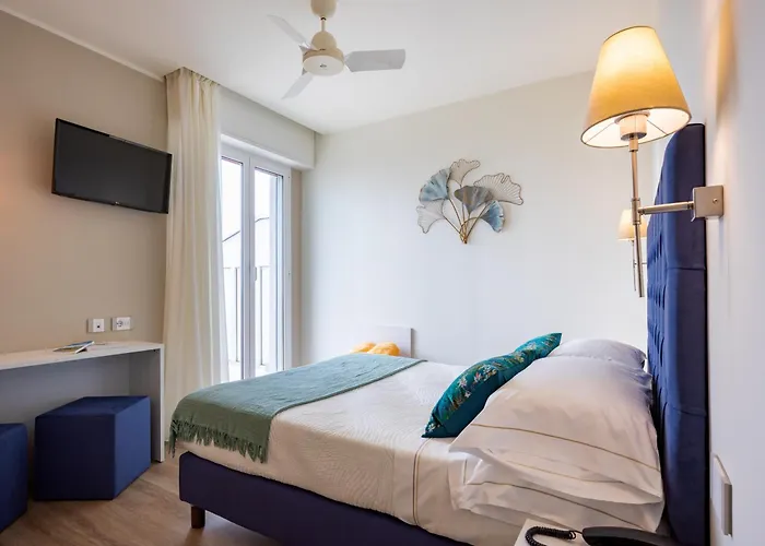 Una Hotels Imperial Beach Hotel Marotta