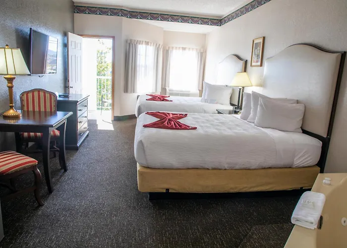 Hotel Grand Victorian Branson