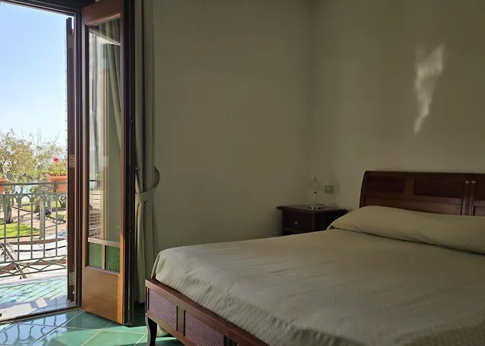 Hotel Pisacane