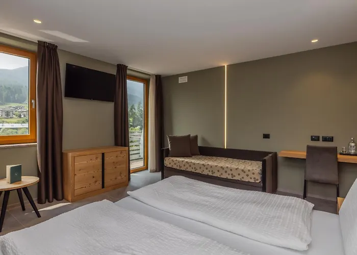 Hotel Vittoria - Ricarica l'anima Dimaro