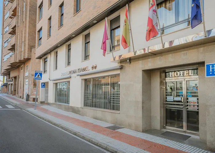 Hotel Reina Isabel