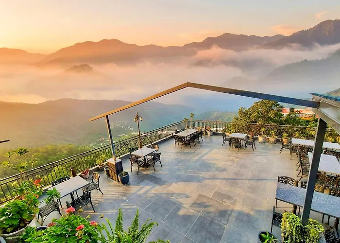 Hotel Chail Residency