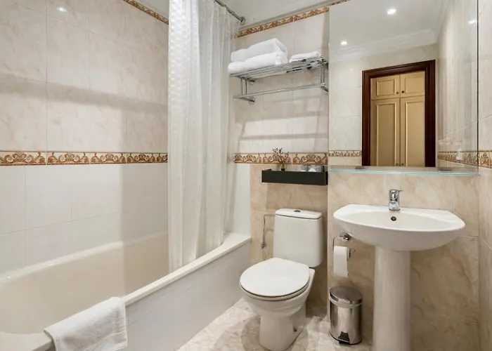 Cuatro Caminos Rooms Torrelavega