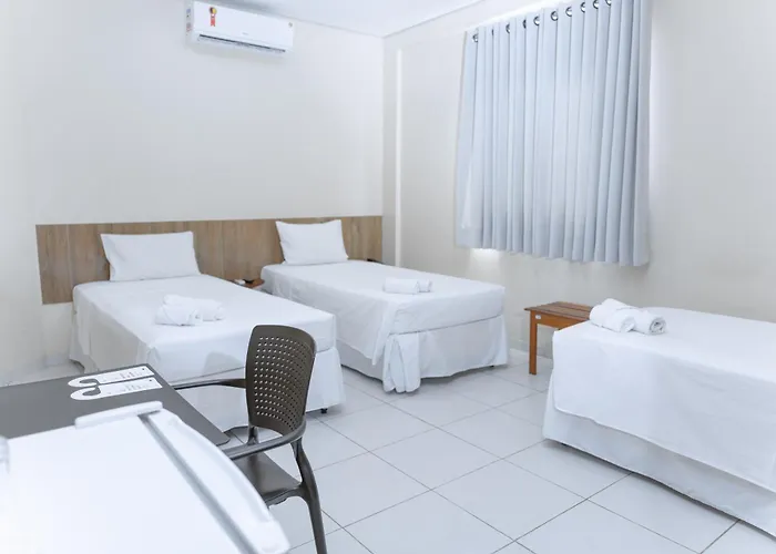 Hotel Equinocios Essential