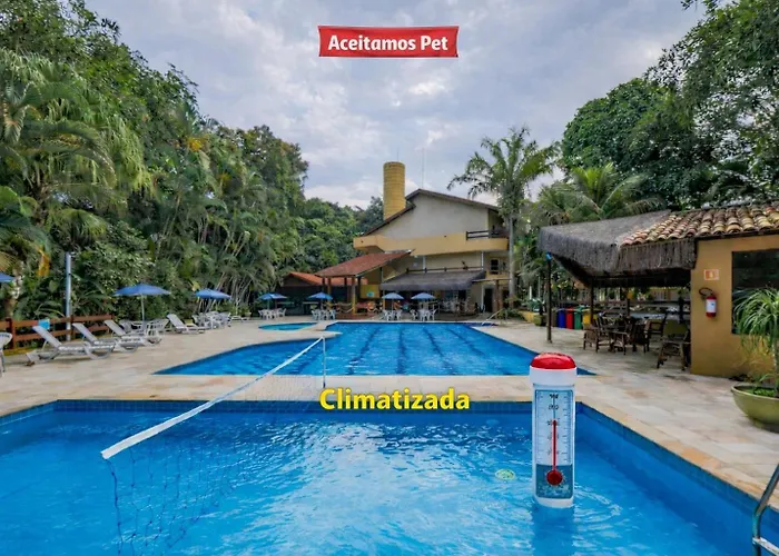 Flat estudio 110 Amarilis Riviera de São Lourenço, 03 piscina climatizada, serviço de hotelaria, limpesa e troca de toalhas diária, carregador veiculo elétrico e servico de praia finais de semana WiFi 500