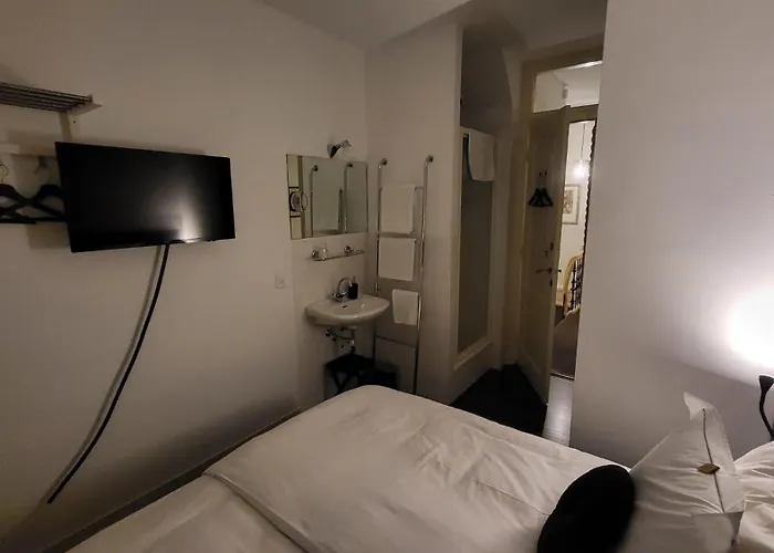 Emma'S B&B