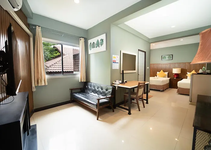 The Palm Hotel