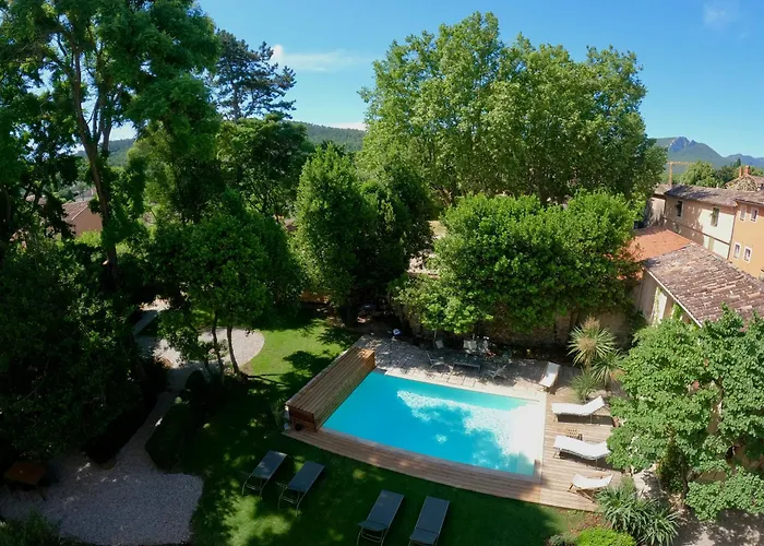 Maison Sumiane - Maison d hotes et locations avec piscine Brignoles